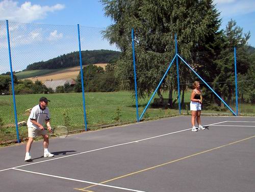 2002 - Tenisový turnaj manželských dvojic 3.8.